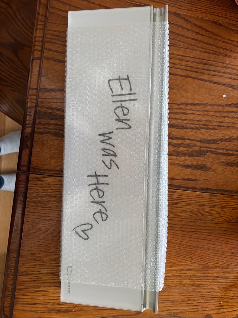 Quartet desk dry eraser message board